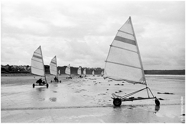 Pentrez plage-tourisme et activit&eacute; sportive: le char &agrave; voile. &copy; 2009 Christophe Letellier tous droits r&eacute;serv&eacute;s. Pour revenir &agrave; la galerie, cliquez sur la photo.